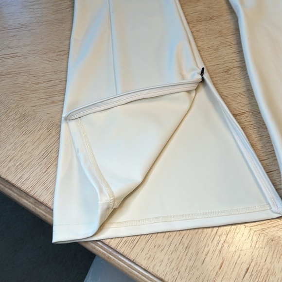 Calia Journey Collection High-Rise Flare (L) NWT - Picture 6 of 10